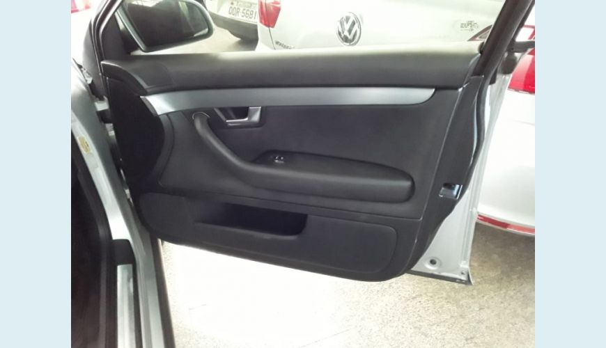 AUDI A4 1.8 20V TURBO 4P TIPTRONIC - PRATA - 2005 Foto 4 (Grande)