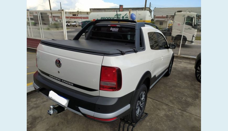 VOLKSWAGEN SAVEIRO 1.6 CROSS CD 16V FLEX 2P - BRANCO - 2020 Foto 4 (Grande)