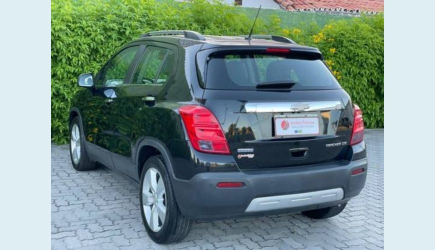 CHEVROLET TRACKER 1.8 MPFI LTZ 4X2 16V FLEX 4P AUT. - PRETO - 2014 Foto 4 (Grande)