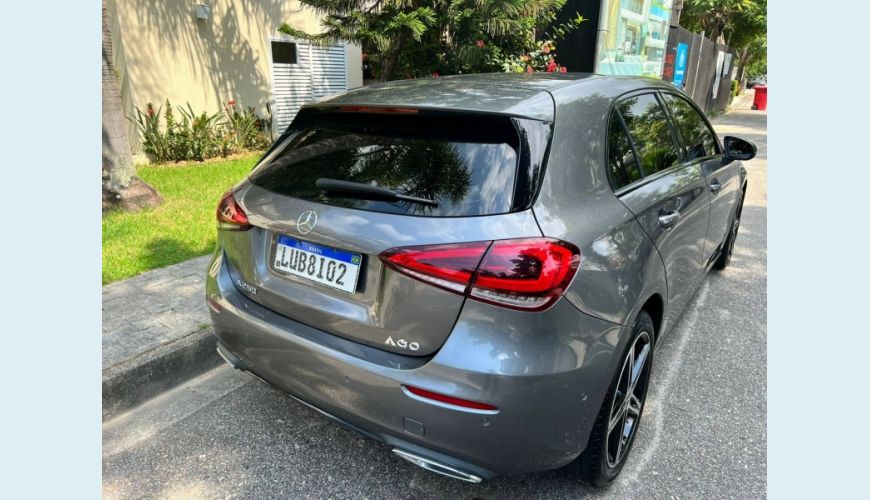 MERCEDES-BENZ A 250 2.0 CGI 7G-DCT - CINZA - 2020 Foto 4 (Grande)
