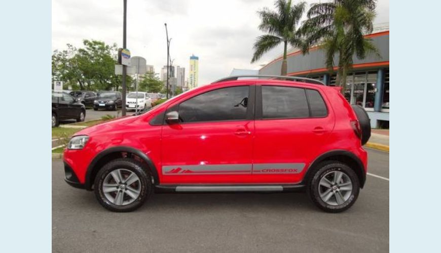 VOLKSWAGEN CROSSFOX 1.6 MI FLEX 8V 4P - VERMELHO - 2012 Foto 4 (Grande)