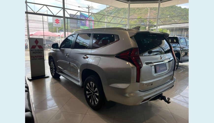 MITSUBISHI PAJERO SPORT 2.4 16V MIVEC TURBO DIESEL HPE-S AWD AUT. - PRATA - 2021 Foto 4 (Grande)