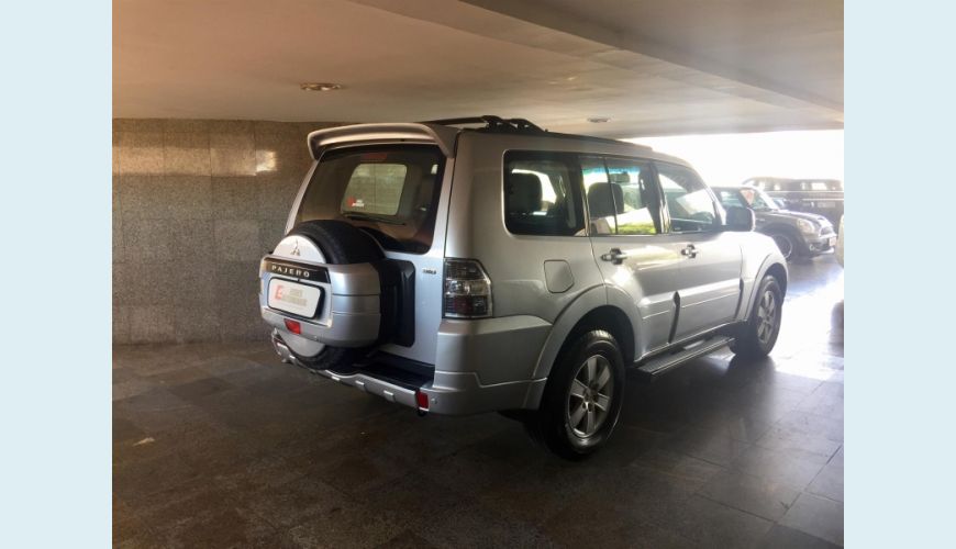 MITSUBISHI PAJERO FULL 3.2 HPE 4X4 16V TURBO INTERCOOLER DIESEL 4P AUT. - PRATA - 2008 Foto 4 (Grande)