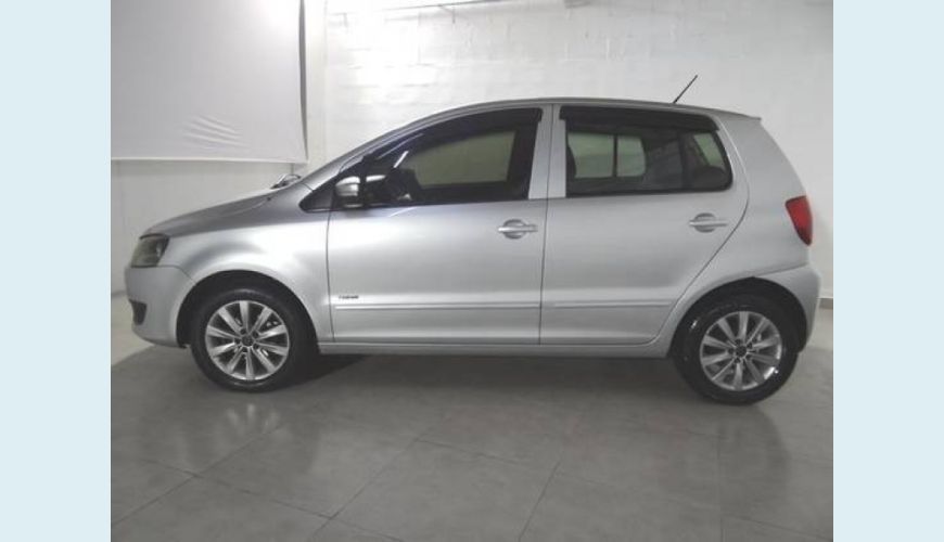 VOLKSWAGEN FOX 1.6 MI 8V FLEX 4P AUT. - PRATA - 2011 Foto 4 (Grande)