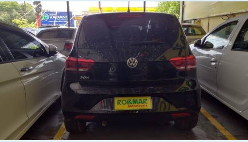 VOLKSWAGEN FOX 1.6 MSI TOTAL FLEX CONNECT 4P - PRETO - 2018 Foto 4 (Grande)