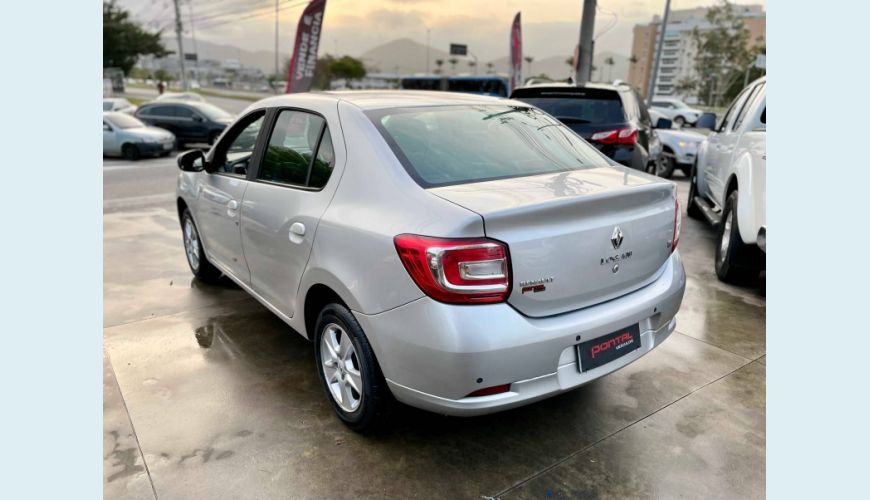 RENAULT LOGAN 1.6 DYNAMIQUE 8V FLEX 4P - PRATA - 2016 Foto 4 (Grande)