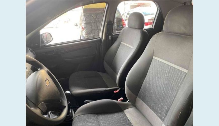 CHEVROLET CELTA 1.0 MPFI LT 8V FLEX 4P - PRATA - 2014 Foto 4 (Grande)