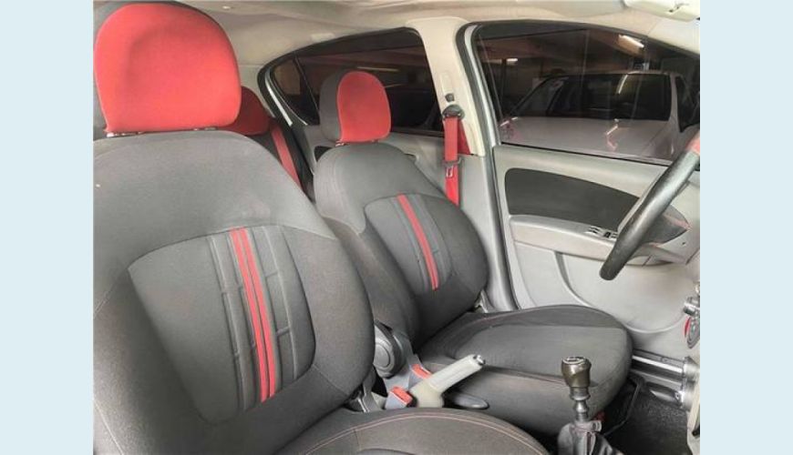 FIAT PALIO 1.6 MPI SPORTING 16V FLEX 4P - PRATA - 2015 Foto 4 (Grande)