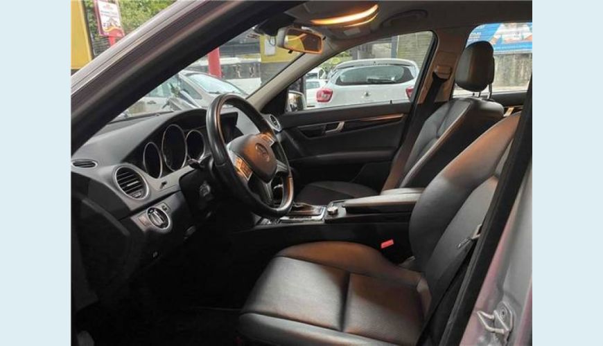 MERCEDES-BENZ C 180 1.8 CGI CLASSIC 16V 4P AUT. - PRATA - 2012 Foto 4 (Grande)