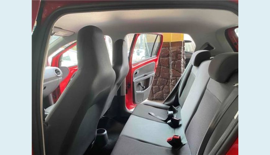 VOLKSWAGEN UP 1.0 MPI TAKE UP 12V FLEX 4P - VERMELHO - 2018 Foto 4 (Grande)