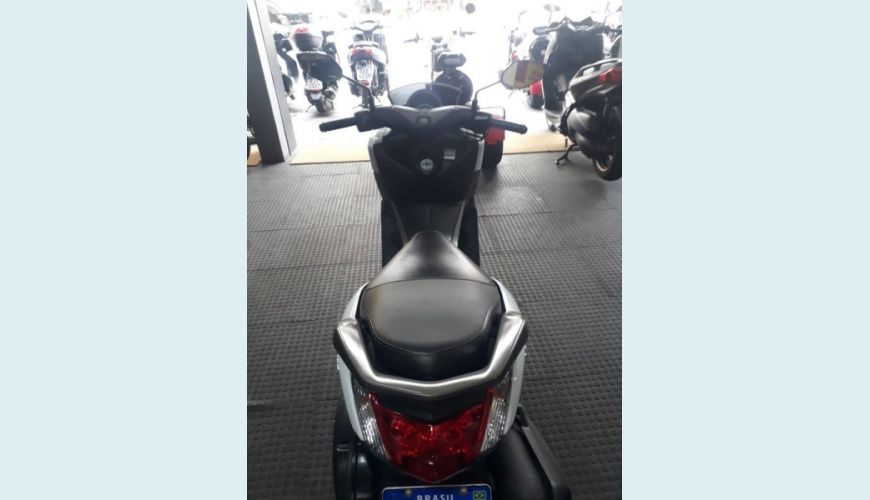 YAMAHA NMAX 160 ABS SCOOTER - BRANCO - 2019 Foto 4 (Grande)