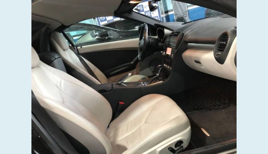 MERCEDES-BENZ SLK 200 1.8 16V KOMPRESSOR AUT. - PRETO - 2011 Foto 4 (Grande)