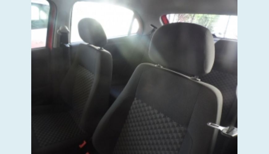 VOLKSWAGEN GOL 1.0 MI COMFORTLINE 8V FLEX 4P - VERMELHO - 2015 Foto 4 (Grande)