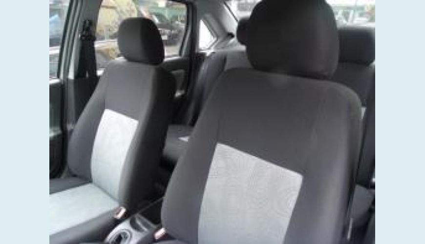 FORD FIESTA 1.6 MPI SEDAN 8V FLEX 4P - PRATA - 2010 Foto 4 (Grande)