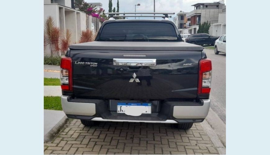 MITSUBISHI L200 TRITON 2.4 16V TURBO DIESEL SPORT HPE-S CD 4P 4X4 AUT. - PRETO - 2021 Foto 4 (Grande)