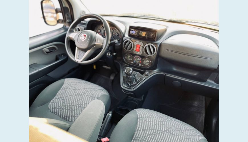 FIAT DOBLO 1.8 MPI ESSENCE 7L 16V FLEX 4P - PRATA - 2021 Foto 4 (Grande)
