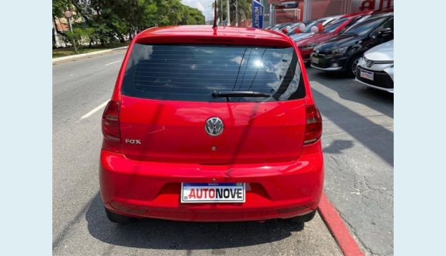 VOLKSWAGEN FOX 1.0 MI 8V FLEX 4P - VERMELHO - 2012 Foto 4 (Grande)