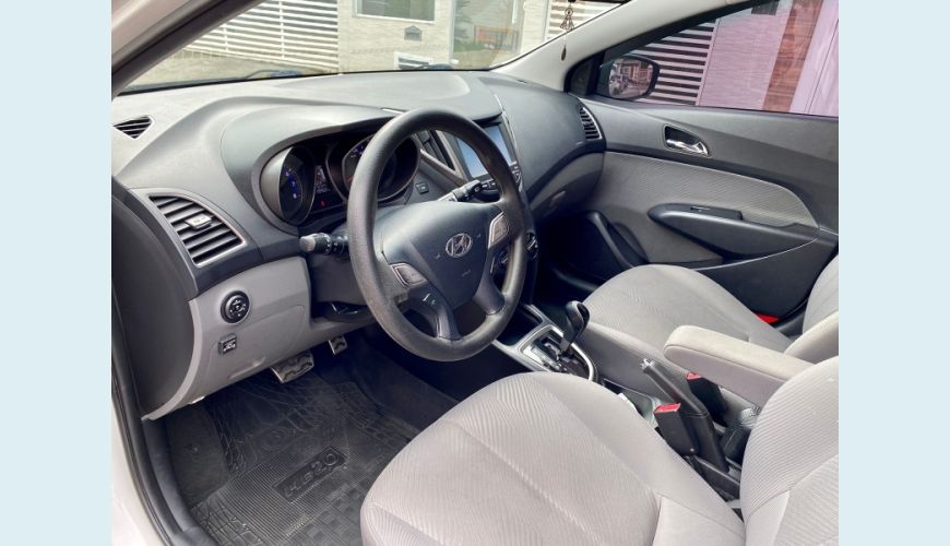 HYUNDAI HB 20X 1.6 16V PREMIUM FLEX 4P AUT. - BRANCO - 2015 Foto 4 (Grande)