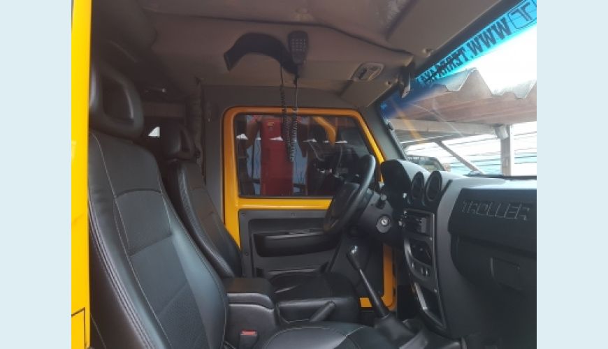 TROLLER T4 3.0 TDI 4X4 - AMARELO - 2010 Foto 5 (Grande)