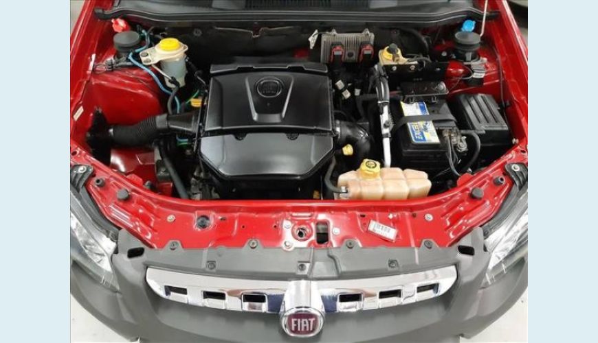FIAT STRADA 1.8 MPI ADVENTURE CD 16V FLEX 3P AUT. - VERMELHO - 2015 Foto 5 (Grande)