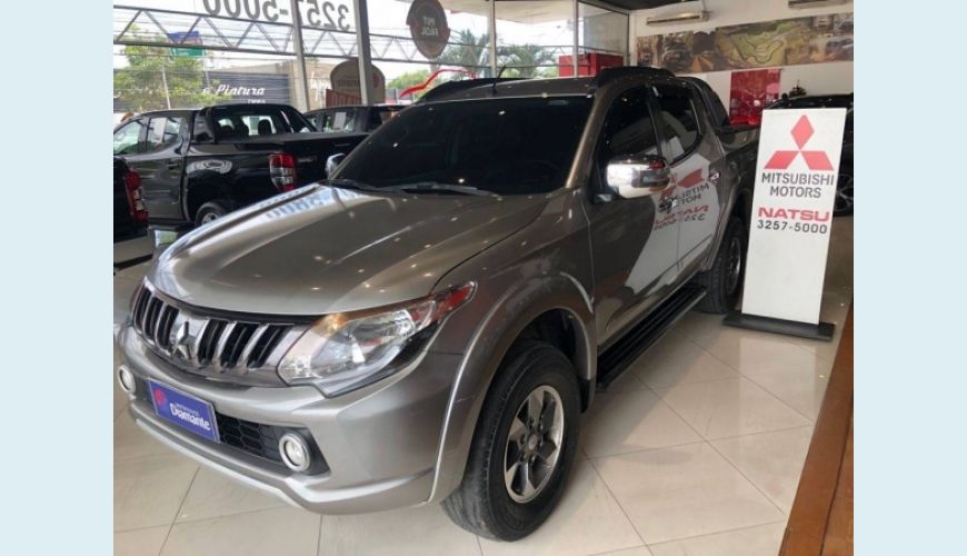 MITSUBISHI L200 TRITON 2.4 16V TURBO DIESEL SPORT HPE CD 4P 4X4 AUT. - PRATA - 2019 Foto 5 (Grande)