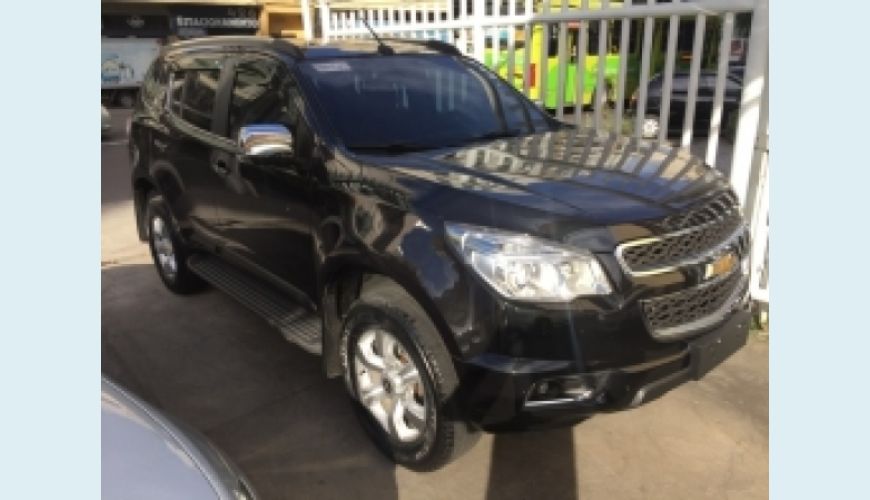 CHEVROLET TRAILBLAZER 2.8 LTZ 4X4 16V TURBO DIESEL 4P AUT. - PRETO - 2014 Foto 5 (Grande)