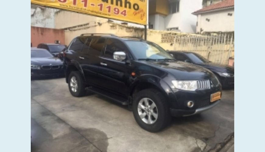 MITSUBISHI PAJERO DAKAR 3.2 HPE 4X4 7 LUGARES 16V TURBO INTERCOOLER DIESEL 4P AUT - PRETO - 2013 Foto 5 (Grande)