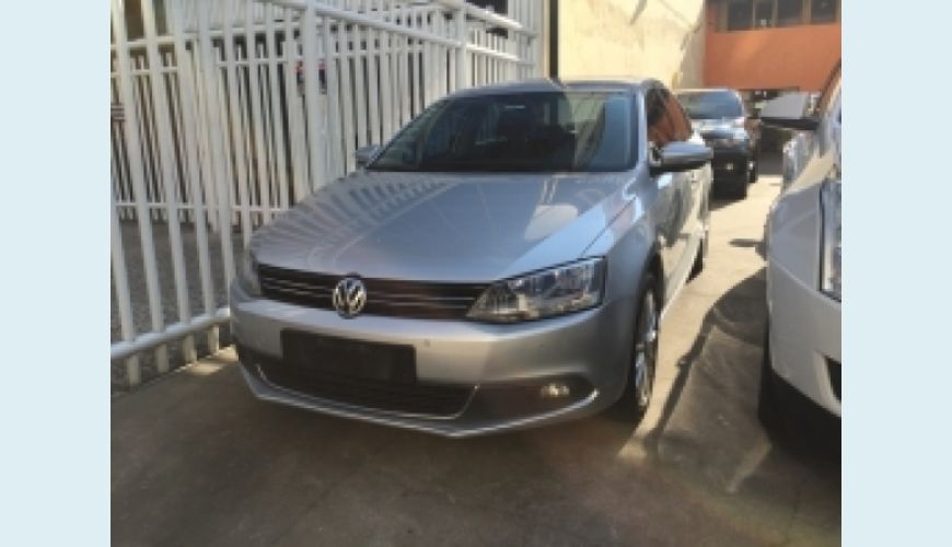 VOLKSWAGEN JETTA 2.0 TSI HIGHLINE 200CV 4P TIPTRONIC - PRATA - 2011 Foto 5 (Grande)