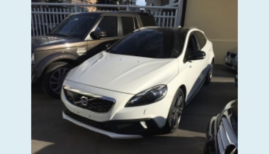 VOLVO V40 2.0 T5 CROSS COUNTRY AWD TURBO 4P AUT. - BRANCO - 2014 Foto 5 (Grande)