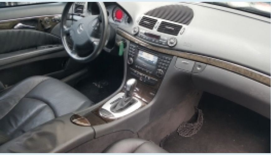 MERCEDES-BENZ E 320 3.2 AVANTGARDE V6 4P AUT. - PRETO - 2003 Foto 5 (Grande)
