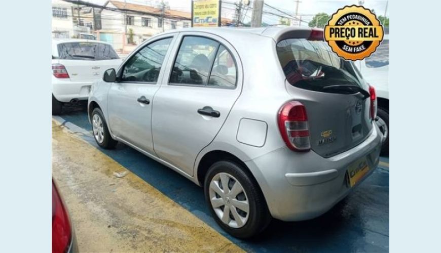 NISSAN MARCH 1.6 S 16V FLEX 4P - PRATA - 2013 Foto 5 (Grande)