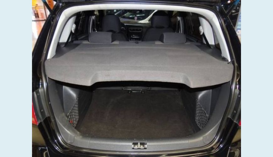 VOLKSWAGEN SPACEFOX 1.6 MI SPORTLINE 8V FLEX 4P AUT. - PRETO - 2011 Foto 5 (Grande)