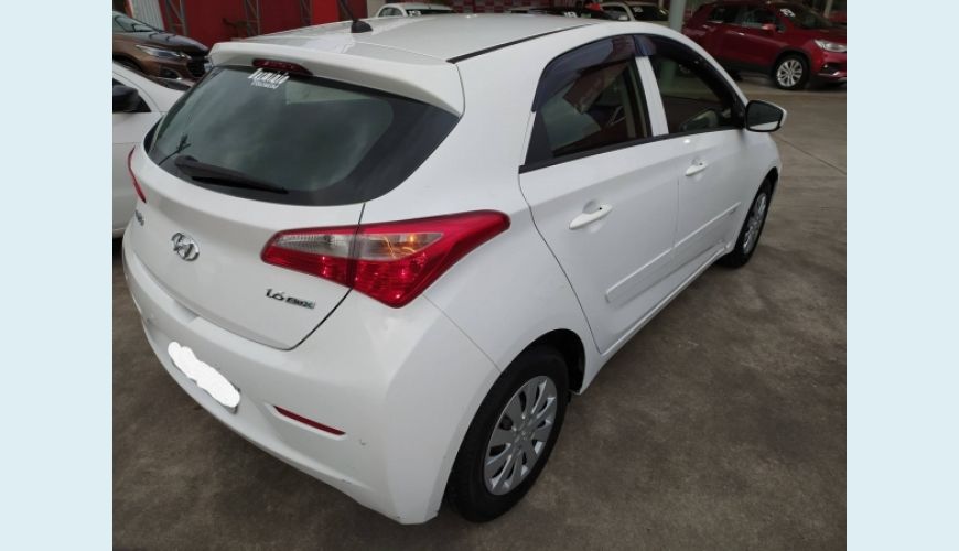 HYUNDAI HB 20 1.6 COMFORT 16V FLEX 4P - BRANCO - 2014 Foto 5 (Grande)