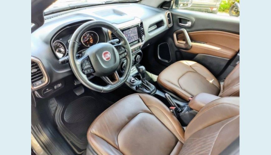 FIAT TORO 2.0 16V TURBO DIESEL RANCH 4WD AT9 - CINZA - 2021 Foto 5 (Grande)