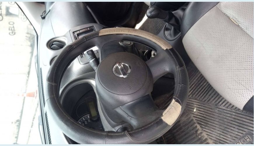 NISSAN MARCH 1.6 S RIO 16V FLEX 4P - PRATA - 2013 Foto 5 (Grande)