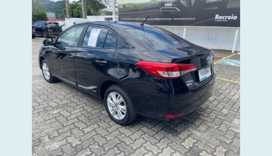 TOYOTA YARIS 1.5 16V FLEX SEDAN XL MULTIDRIVE - PRETO - 2019 Foto 5 (Grande)