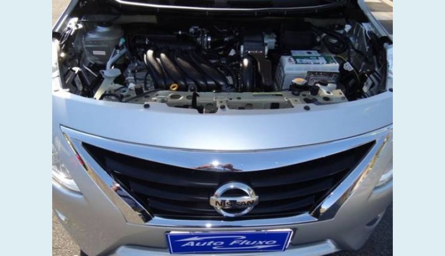 NISSAN VERSA 1.6 16V FLEXSTART SL 4P XTRONIC - PRATA - 2018 Foto 5 (Grande)