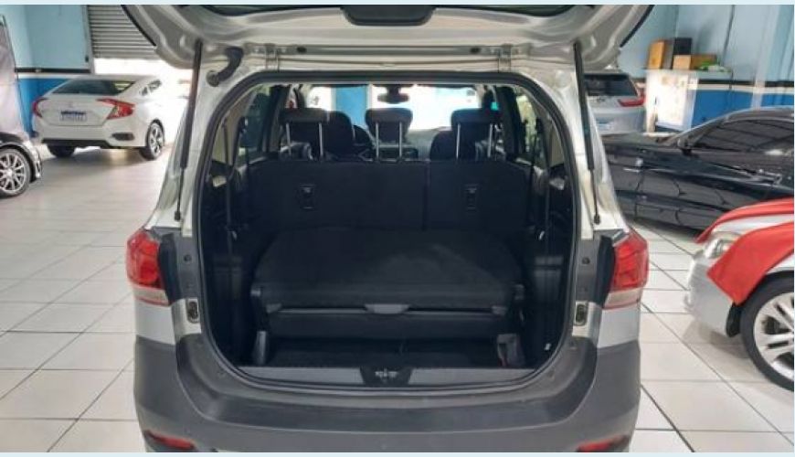 CHEVROLET SPIN 1.8 ACTIV 8V FLEX 4P AUT. - PRATA - 2020 Foto 5 (Grande)