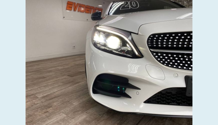 MERCEDES-BENZ C 300 2.0 CGI SPORT 9G-TRONIC - BRANCO - 2020 Foto 5 (Grande)
