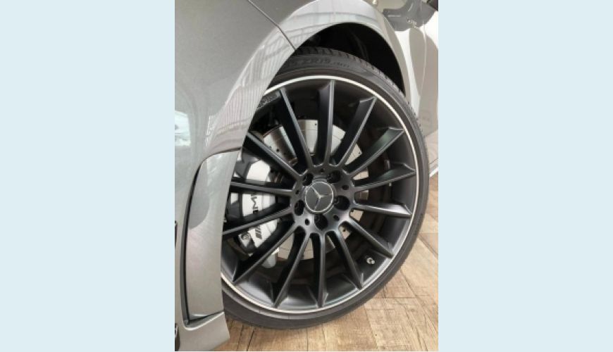 MERCEDES-BENZ A 35 AMG 2.0 CGI 4MATIC 7G-DCT - CINZA - 2021 Foto 5 (Grande)