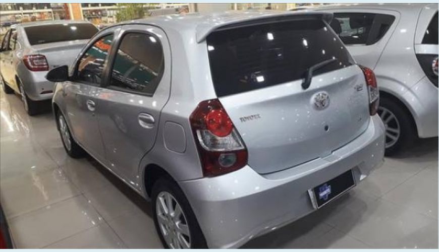 TOYOTA ETIOS 1.5 X PLUS 16V FLEX 4P AUT. - PRATA - 2019 Foto 5 (Grande)