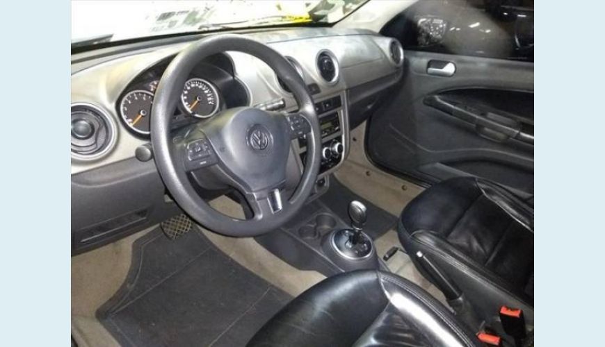 VOLKSWAGEN VOYAGE 1.6 MI COMFORTLINE I-MOTION 8V FLEX 4P AUT. - PRETO - 2011 Foto 5 (Grande)