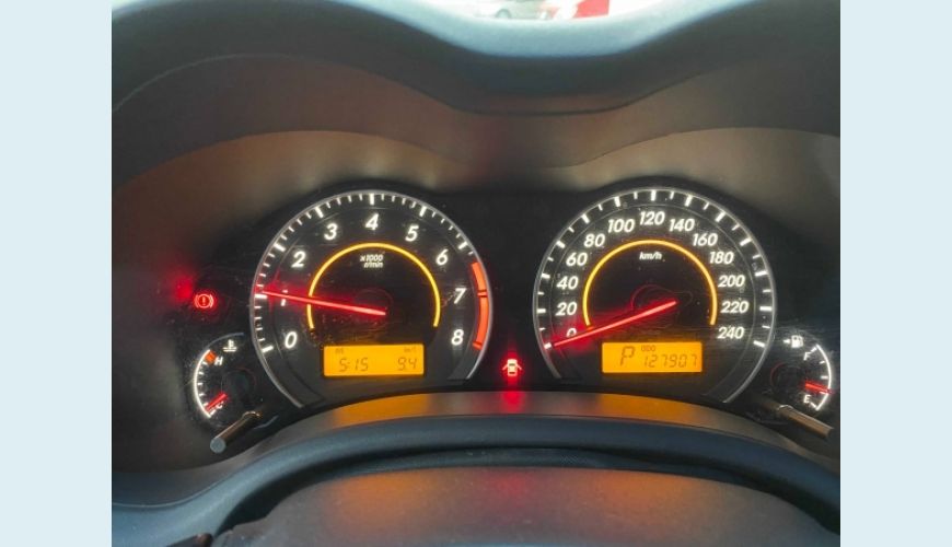 TOYOTA COROLLA 1.8 GLI 16V FLEX 4P AUT. - PRATA - 2013 Foto 5 (Grande)