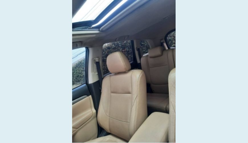 MITSUBISHI OUTLANDER 3.0 GT 4X4 V6 24V 4P AUT. - PRETO - 2014 Foto 5 (Grande)