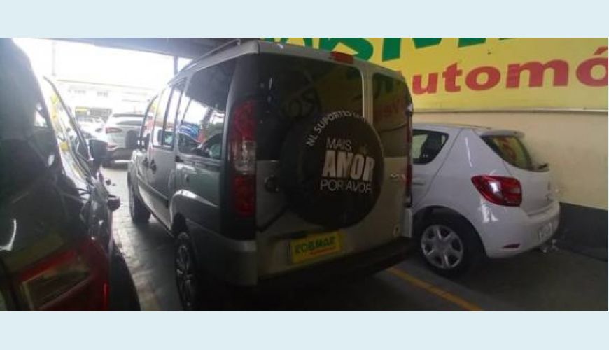 FIAT DOBLO 1.8 MPI ESSENCE 16V FLEX 4P - PRATA - 2020 Foto 5 (Grande)