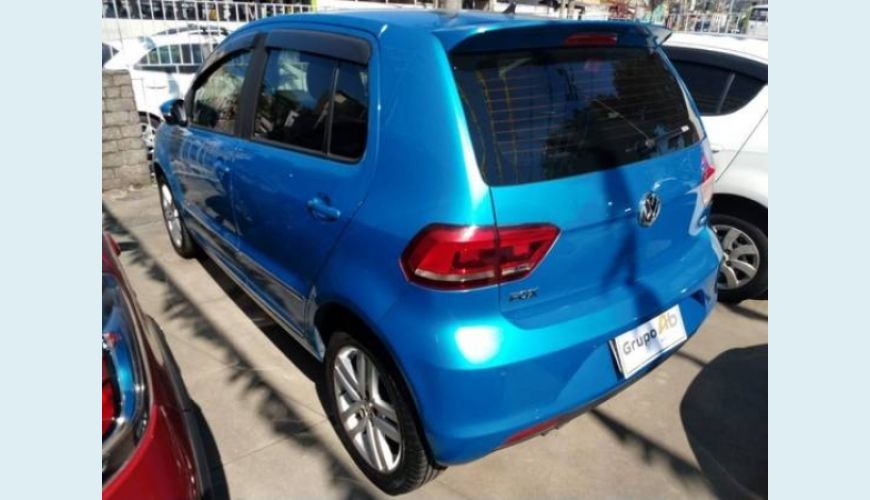 VOLKSWAGEN FOX 1.6 MSI HIGHLINE 16V FLEX 4P - AZUL - 2015 Foto 5 (Grande)