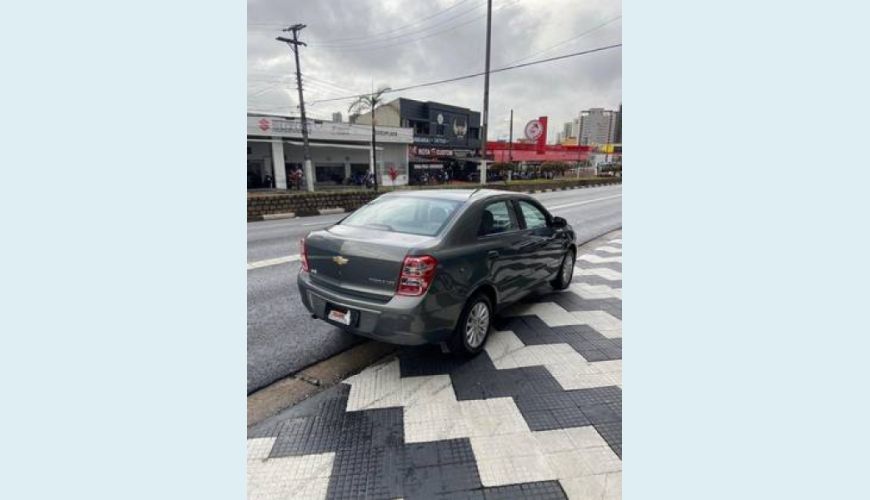CHEVROLET COBALT 1.4 SFI LTZ 8V FLEX 4P - CINZA - 2013 Foto 5 (Grande)