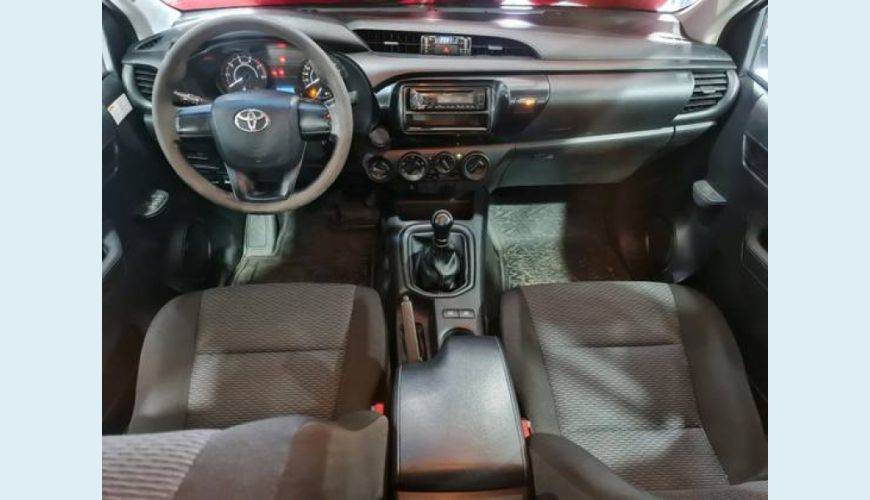 TOYOTA HILUX 2.8 STD 4X4 CD 16V DIESEL 4P - PRATA - 2018 Foto 5 (Grande)