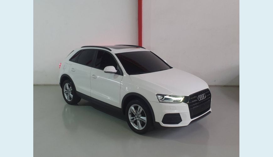 AUDI Q3 1.4 TFSI AMBIENTE 4P S TRONIC - BRANCO - 2017 Foto 5 (Grande)