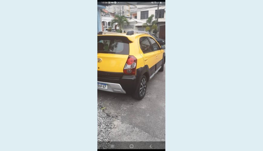 TOYOTA ETIOS CROSS 1.5 16V FLEX 4P - AMARELO - 2014 Foto 5 (Grande)
